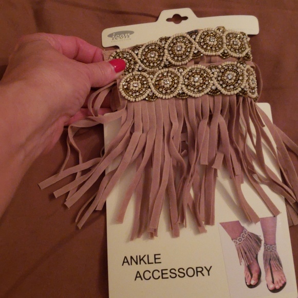 Turn Any Flipflop Into A Gladiator - Picture 7 of 7